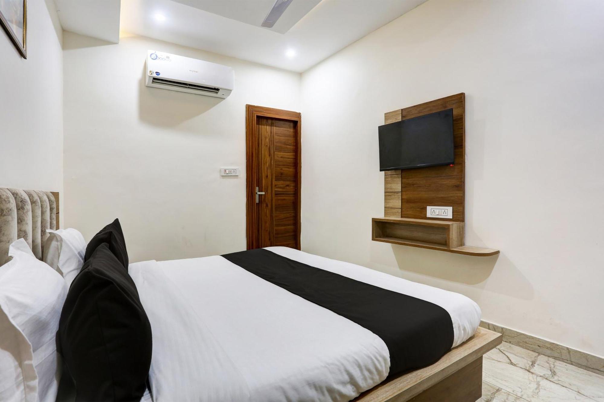 Hotel Collection O Jairaj à Alwar Extérieur photo