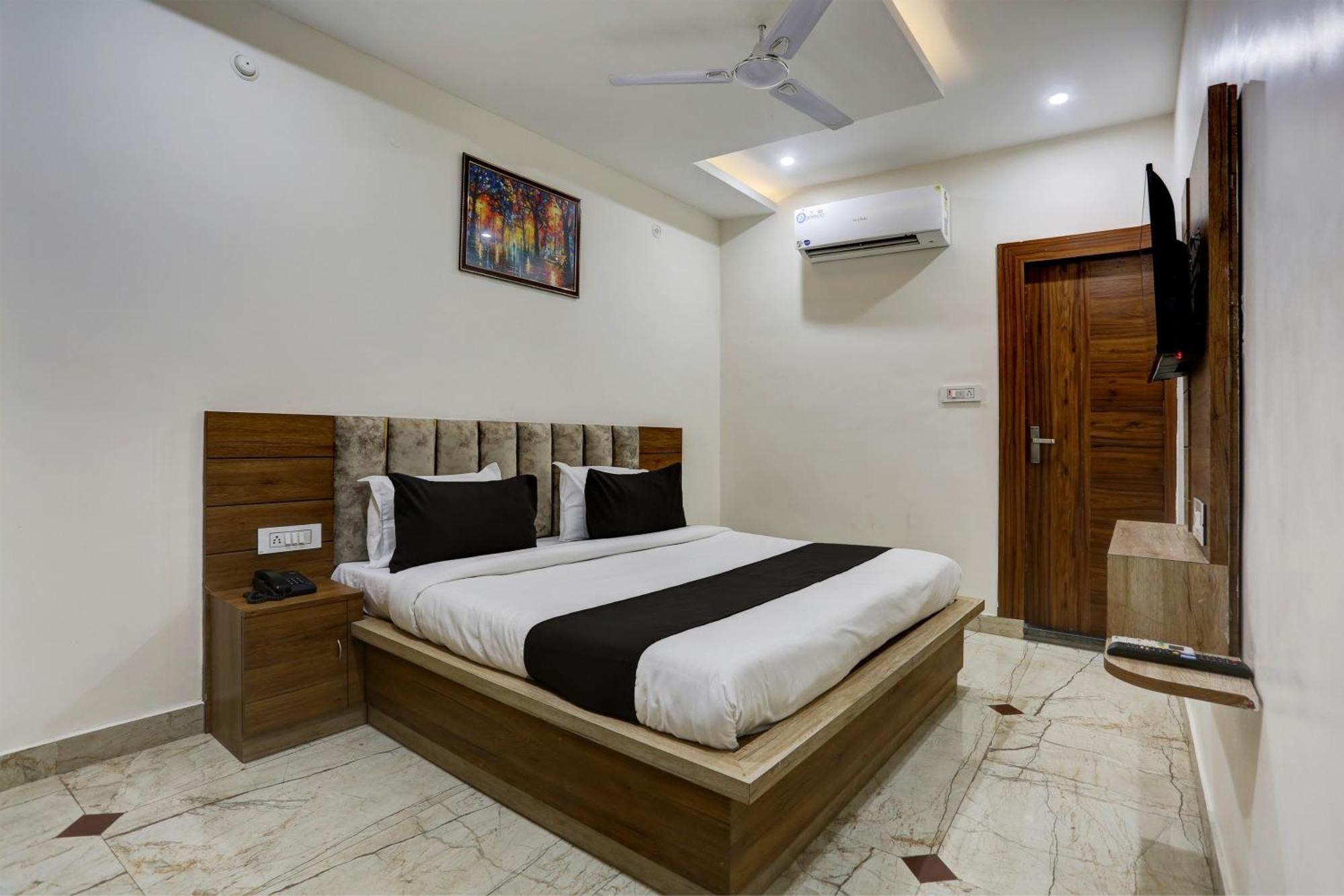 Hotel Collection O Jairaj à Alwar Extérieur photo