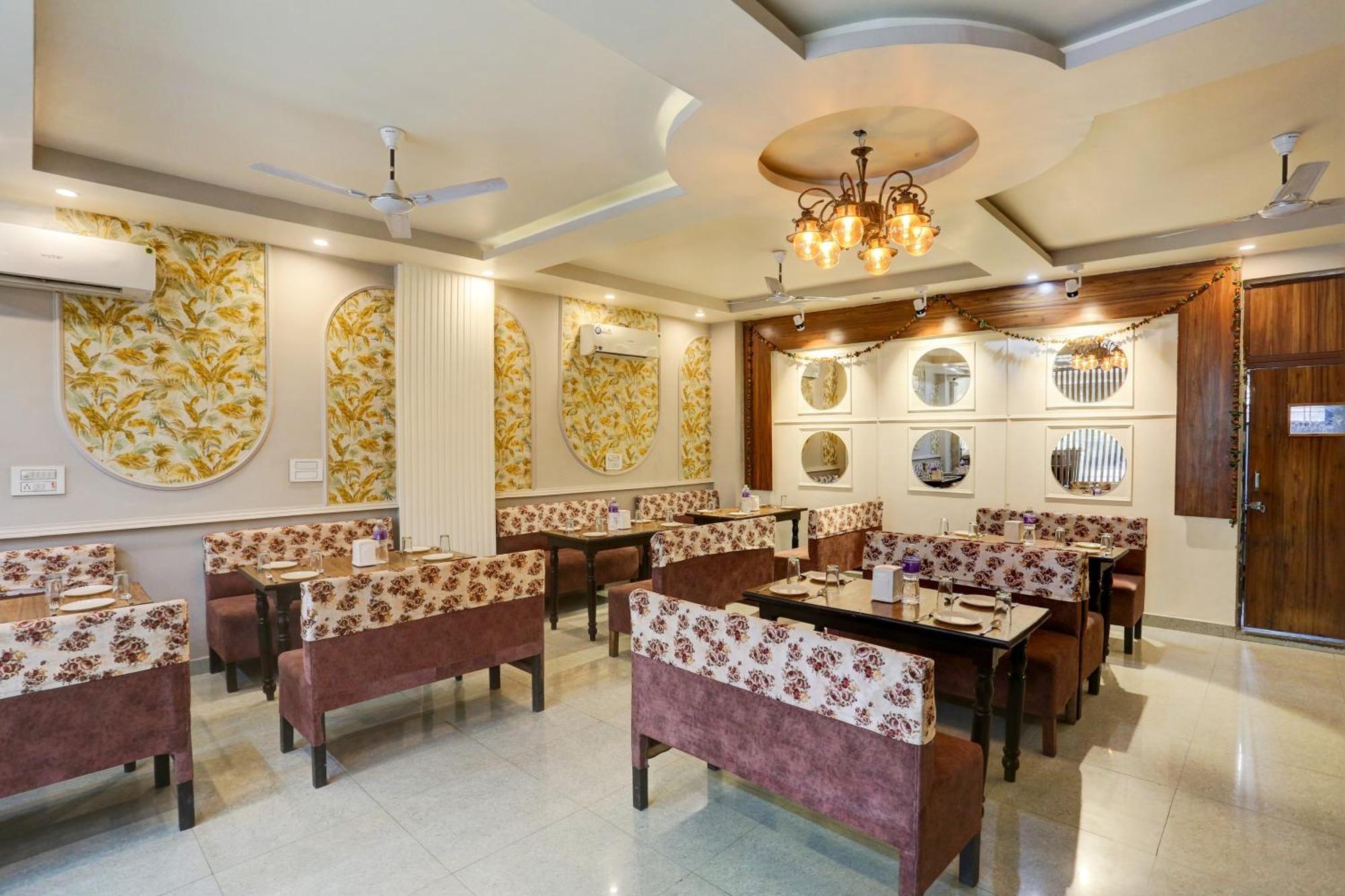 Hotel Collection O Jairaj à Alwar Extérieur photo