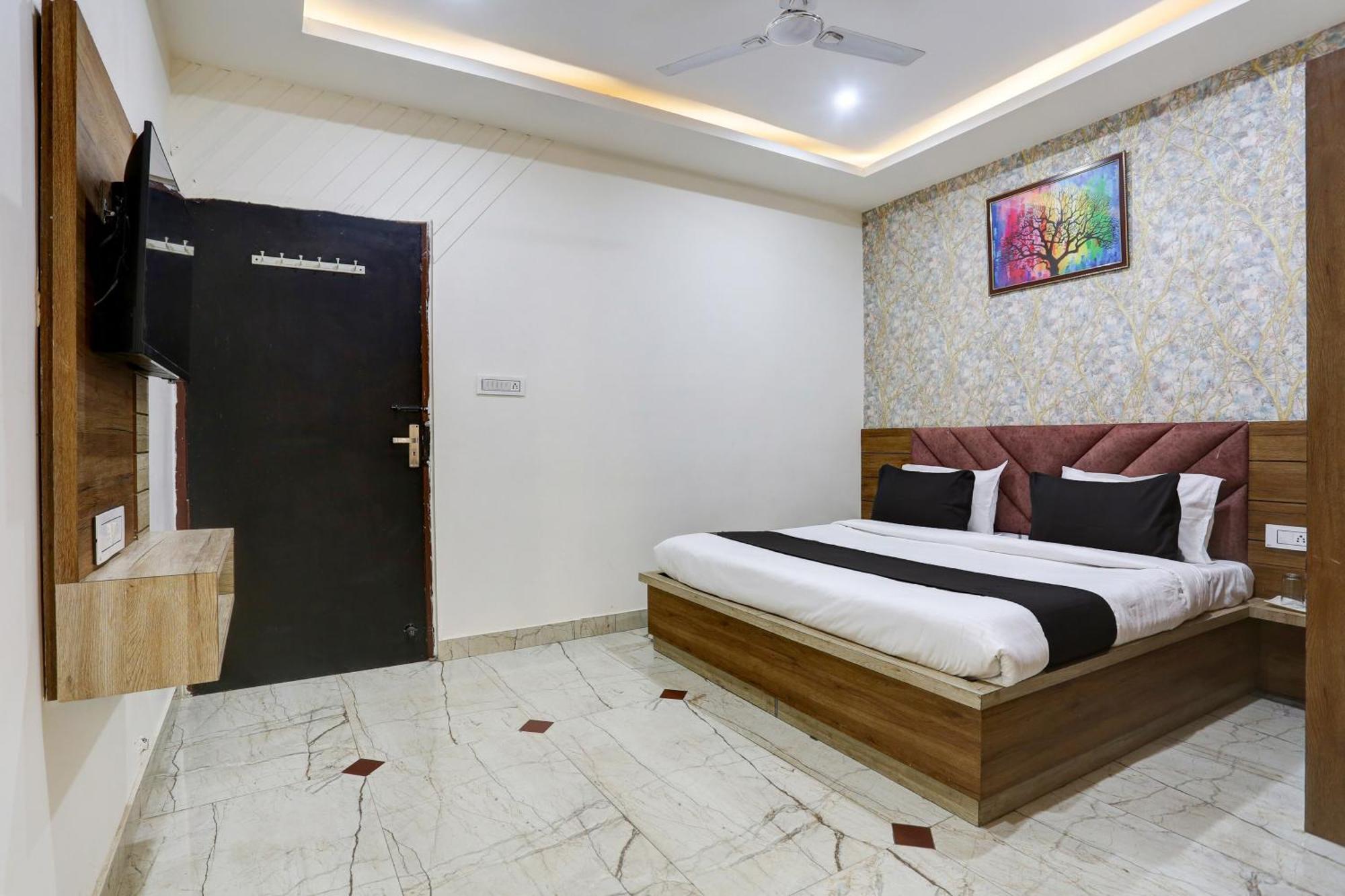 Hotel Collection O Jairaj à Alwar Extérieur photo